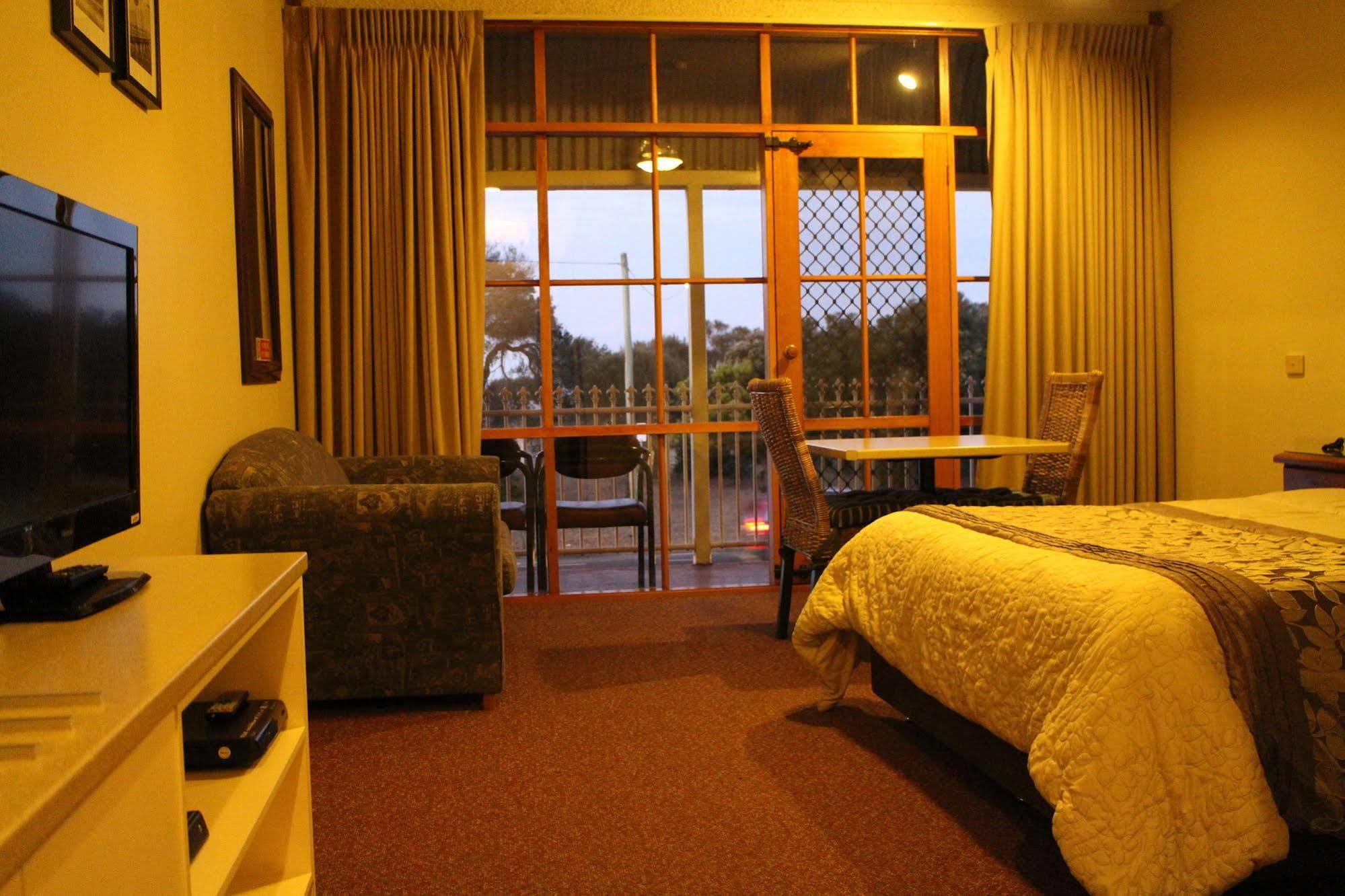 Bayview Motel Rosebud/Rye Eksteriør bilde